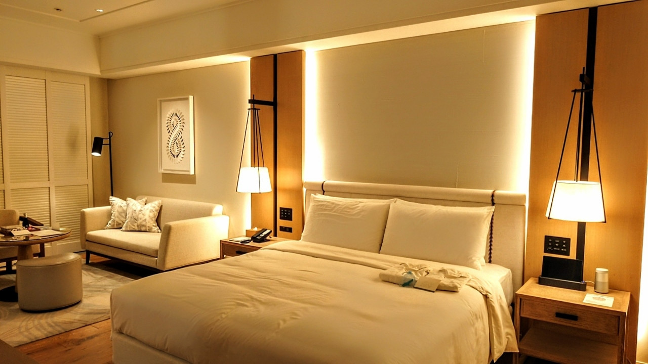 優しい色合いでまとめられたお部屋