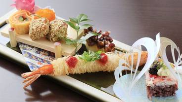 食事・飲み物 / 13