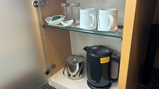 セミダブルルーム、禁煙