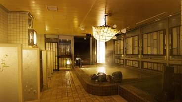 屋内スパ浴槽 / 1