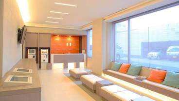 ロビー応接スペース / 4