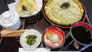 食事・飲み物 / 7