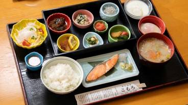朝食 / 7