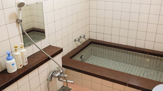 ファミリールームベッド3台 (布団付) 禁煙