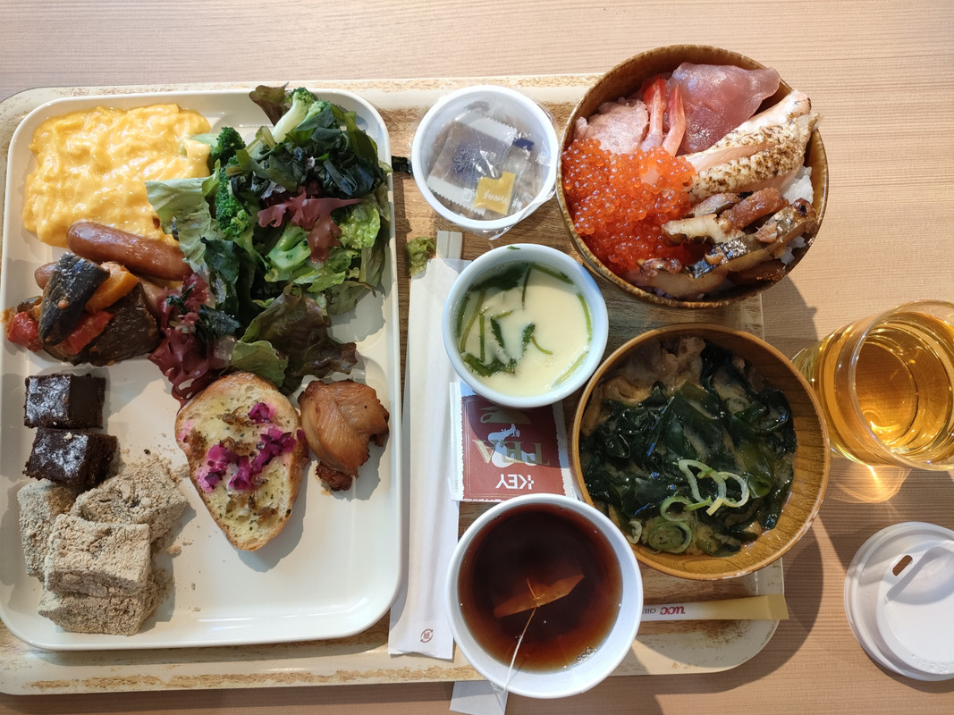 朝食
