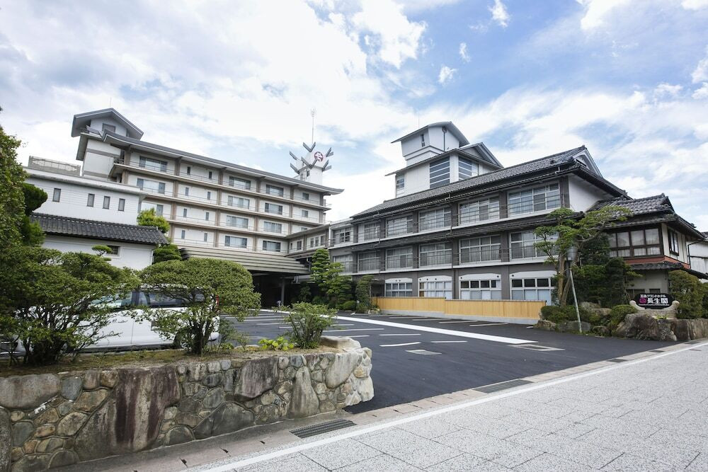 施設の正面