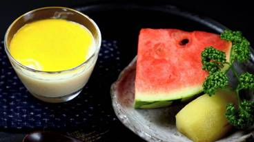 食事・飲み物 / 8