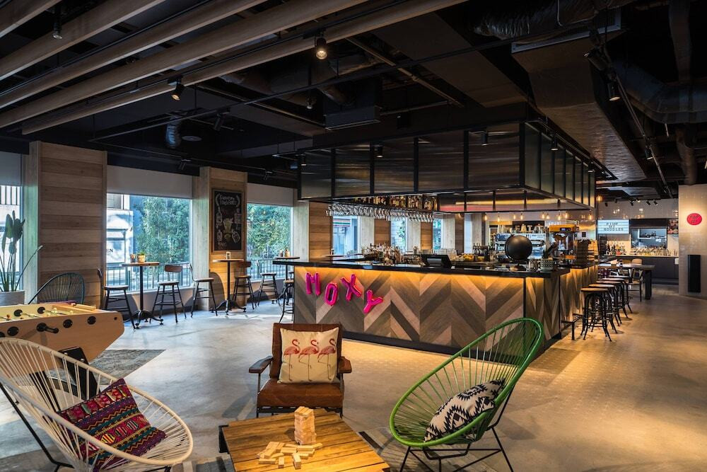 7. 女子会気分で盛り上がる!「モクシー東京錦糸町」3481583