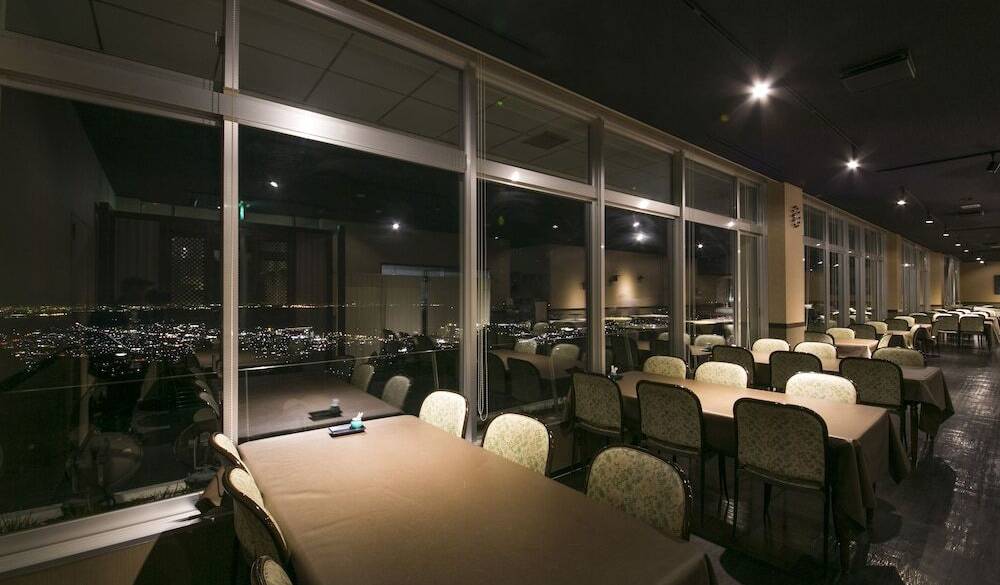 レストラン「星の船」① / 5