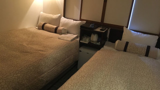 エコノミー ツインルームシングルサイズベッド 2 台喫煙可