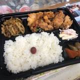 ブルー エントランス キッチン（ブルーエントランスキッチン）