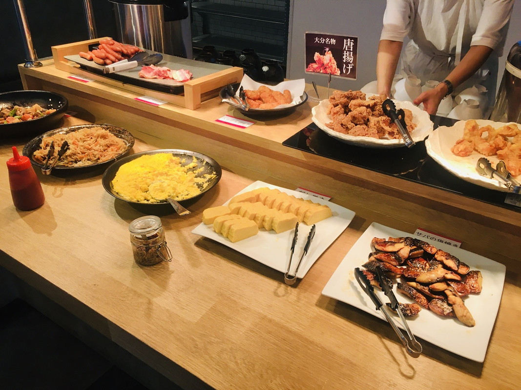 朝食バイキング