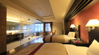 [本館] 陶器風呂付き洋室ツイン 禁煙 (大人料金：3歳以上,0-3歳添い寝のみ)