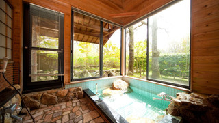 (翁草) リビング10畳+寝室5畳キッチン付き[禁煙]