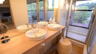 「涌」「然」和室10帖+洋室＋温泉露天風呂