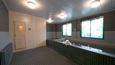 屋内スパ浴槽 / 2