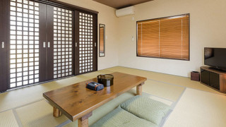 本館 和室 (共同トイレ･バスルーム) 　(布団5式)