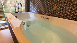 ロイヤル ヴィラ