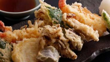 食事・飲み物 / 11