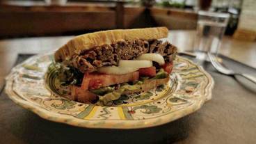 食事・飲み物 / 15