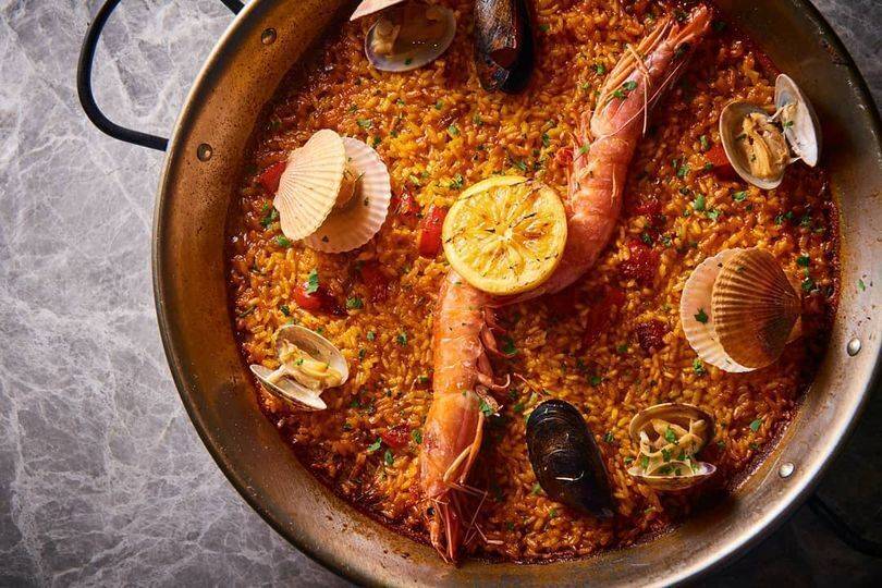 「LUBINA」で
本格パエリアランチ / 4