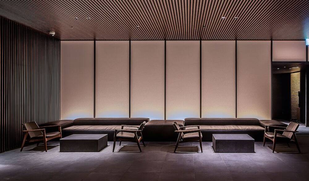 ロビー ソファースペース / 3