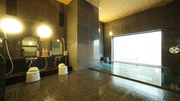 屋内スパ浴槽 / 1