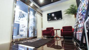 内部エントランス / 2