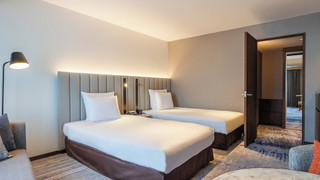 スタンダード ルーム シングルベッド 2 台 バリアフリー クラブラウンジ利用可