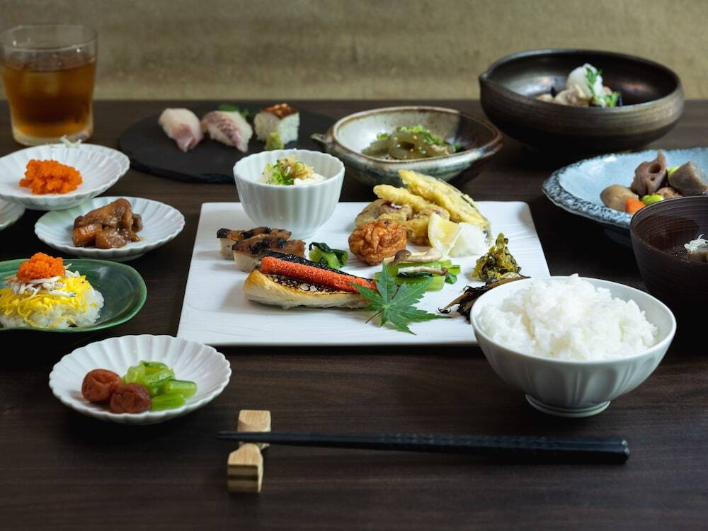 朝食