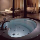 「清遊」の温泉掛流しジャグジー / 3