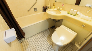 [8畳ツインベッド] バス付＿2名定員 禁煙