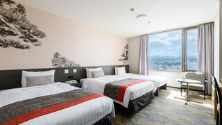 スタンダードフロア トリプル (ベッド幅120cm×2台、EXベッド100cm×1台、27㎡) 禁煙