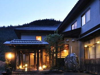 3.時わすれの宿 佳元(よしもと)3672420