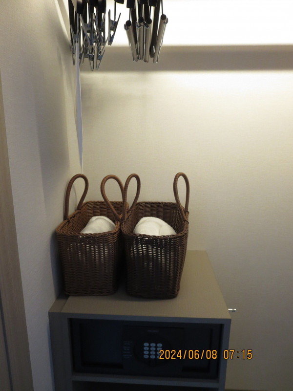 温泉利用時の籠バッグ