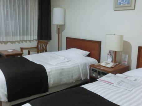 メイプルイン幕張 / 2