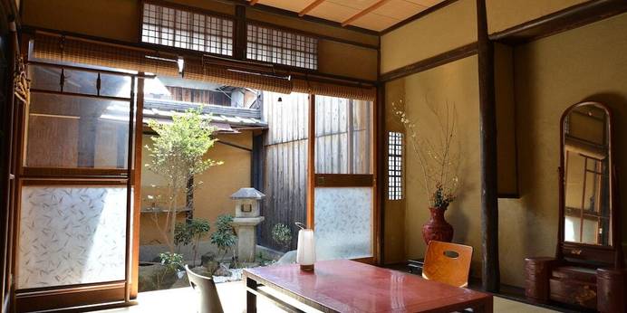 お宿 梅夜（京都府 町家） / 1