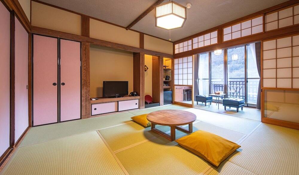 足湯テラス付き和室【光】 / 2