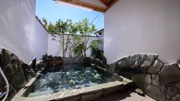 屋外スパ浴槽 / 2