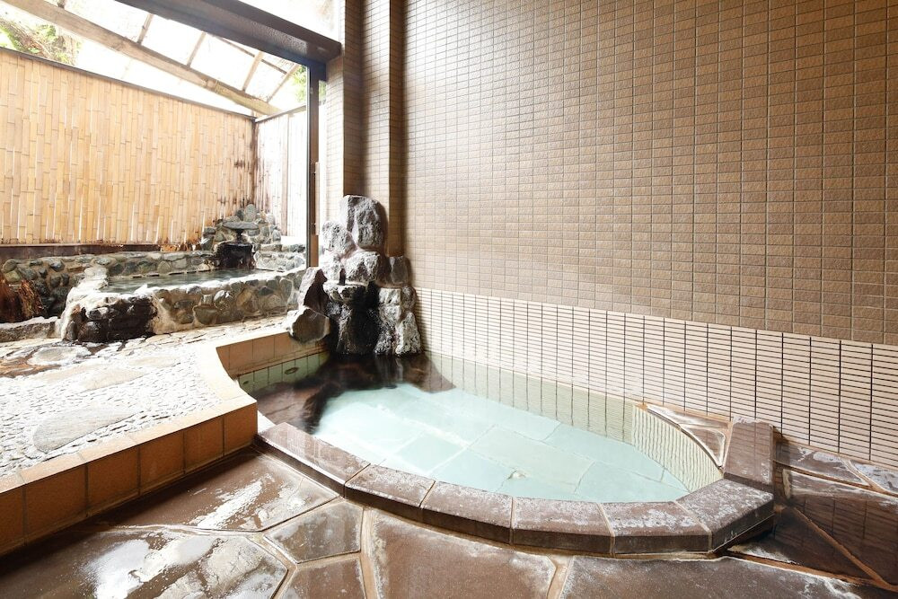 貸切風呂 石風呂