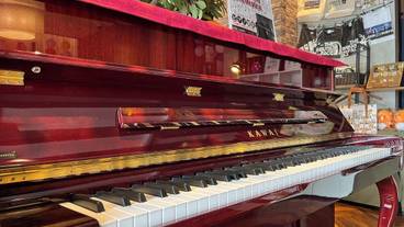 ロビーラウンジ / 3