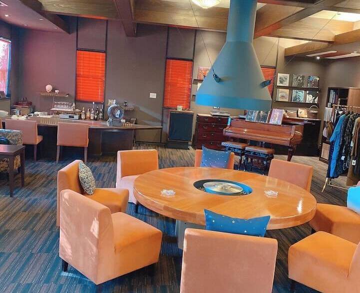 ロビーラウンジ / 1