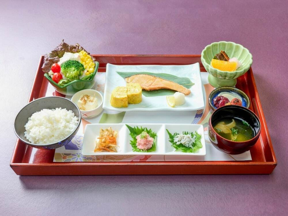 朝食