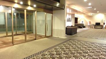 内部エントランス / 3