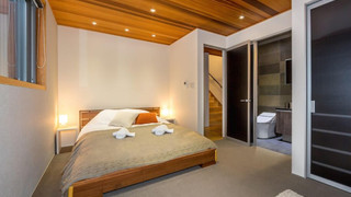 シャレー (Phoenix Cocoon)