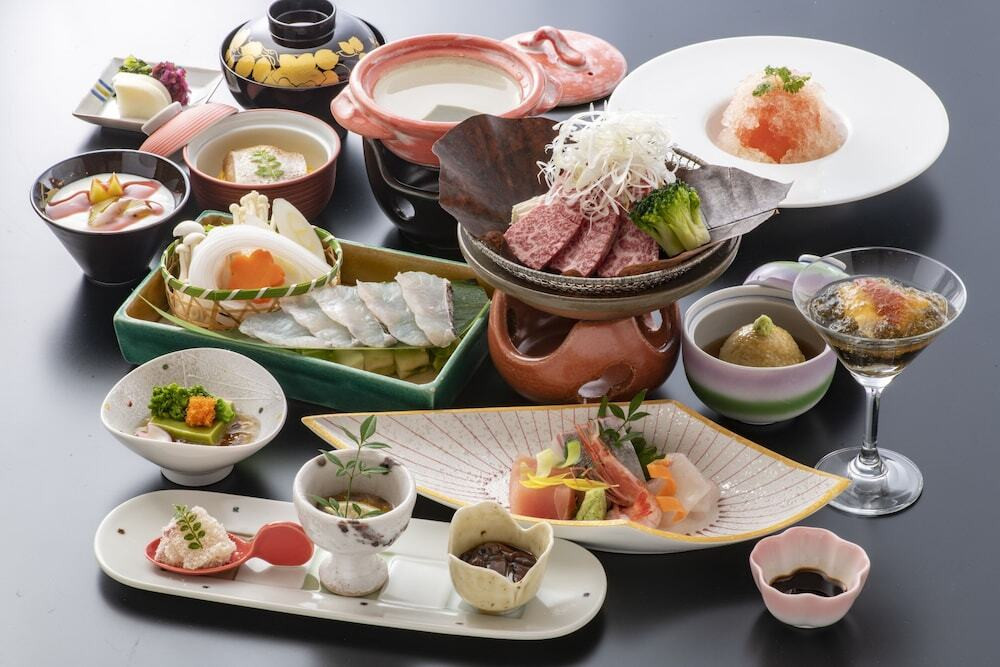 レストラン