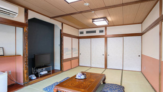 【禁煙】和室（トイレ付き、バス共用）