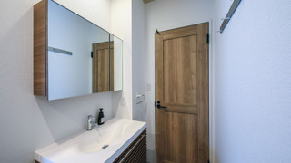 スタンダード フォースルーム 禁煙 (23時以降のチェックインはできませんのでご注意ください)