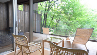 「晶」「仙」和室10帖  広縁付 +自然園眺望デッキ＋温泉露天風呂