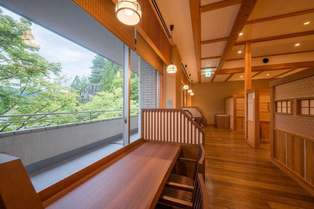 レストラン
